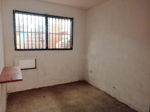 Imagen 17 de 21 de Casa En Venta En Urb. La Soledad, Maracay 22-16118 Jcm