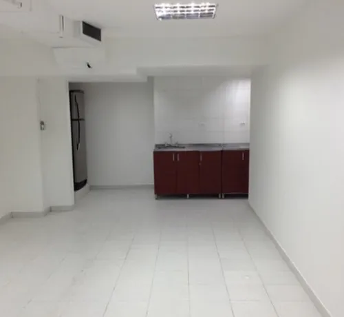 Local En Arriendo/venta En Santa Fe-mártires. Cod A1073024