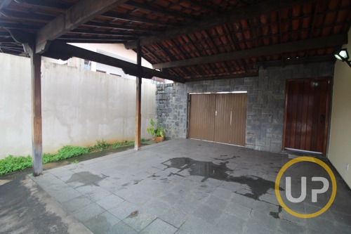Imagem 3 de 15 de Casa Em Jardim Itau - Vespasiano - 13559