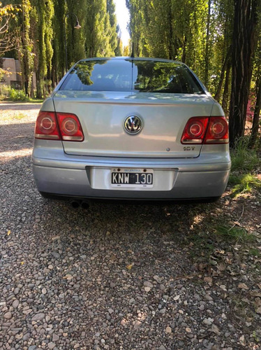 Volkswagen Bora 1.8 Highline T 180cv 2011