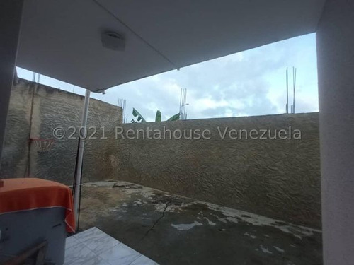 Imagen 14 de 30 de Casa En Venta Urbanizacion Roca Del Norte Barquisimeto Lara Rah 23-4511 // Invierta Seguro Con Rentahouse//