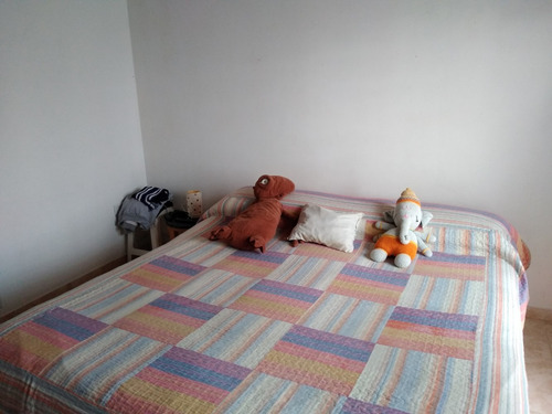 Imagen 5 de 11 de Vendo Duplex Ph Al Frente Tres Dormitorios