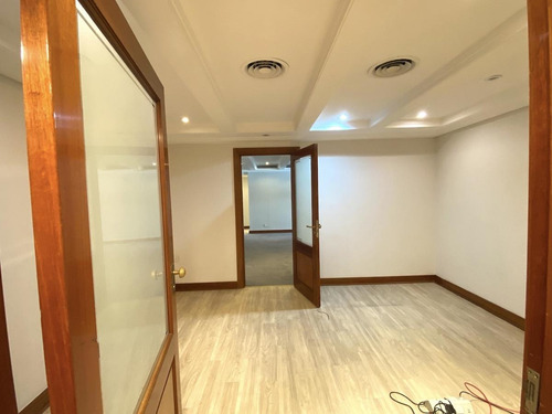 Imagen 4 de 24 de Oficina 250 M2 Con 2 Cocheras - Catalinas - Retiro