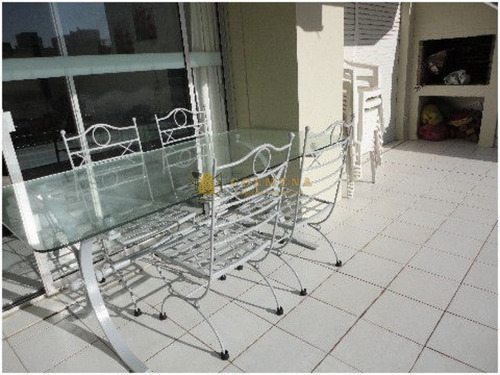 Apartamento En Muy Buena Ubicacion, Cerca Del Puerto De 2 Dor, 2 Baños, Con Amplia Terraza Con Churrasquero. Consulte!!!!!!- Ref: 2034