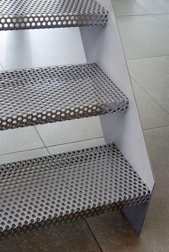 Chapa Perforada Redondo 4mm / 1,22 X2,44mts / Espesor 1,6mm