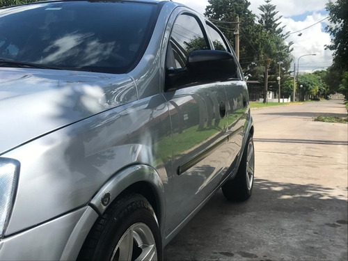 Chevrolet Corsa 2 1.8
