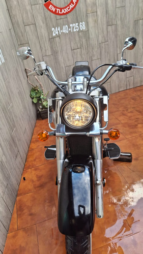 Suzuki Boulevard C50