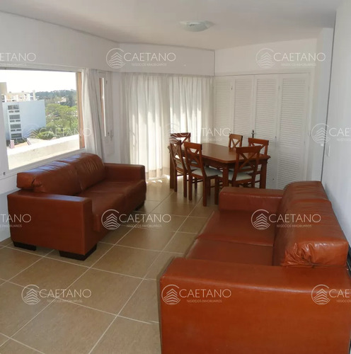 Venta Apartamento 3 Dormitorios. Playa Mansa Punta Del Este 