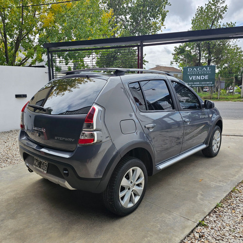 Renault Sandero Stepway 1.6 Privilege 105cv