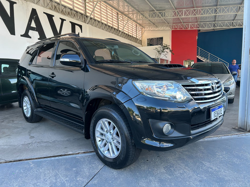 Toyota SW4 3.0 Srv 5l 4x4 Aut. 5p 171 hp