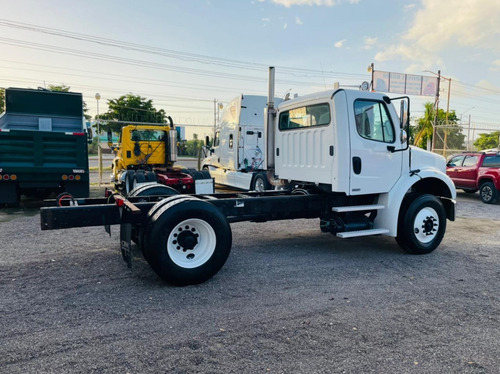 Imagen 7 de 14 de Freightliner Mulita Año 2004 Nacionalizado Con Pleto