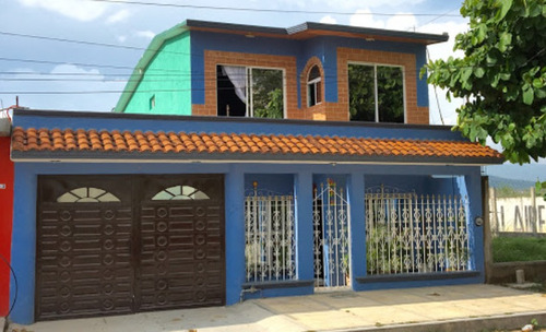 Sk01- Casa En Remate En Blvr Laureles, Recidencial Campestre, Tuxtla Gutierrez, Chia. (65% Debajop De Su Valor Comercial, Solo Recursos Propios)