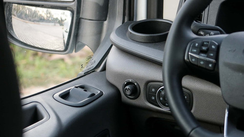 Ford Transit 2.0 Minibus 17+1 460E
