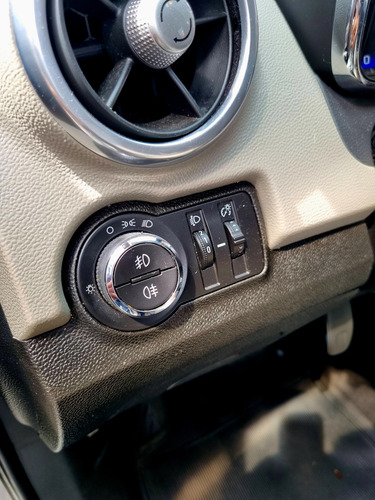 Chevrolet Tracker 1.8 MPFI LTZ 4X2 16V FLEX 4P AUTOMÁTICO