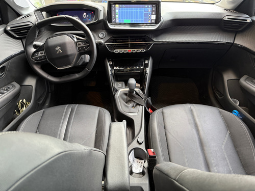 Peugeot 208 1.6 Feline Tiptronic