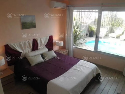 Venta Casa 5 Dormitorios Montoya La Barra