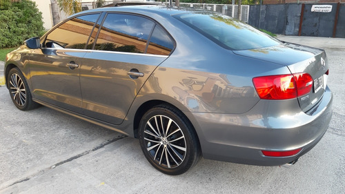 Volkswagen Vento 2.0tsi