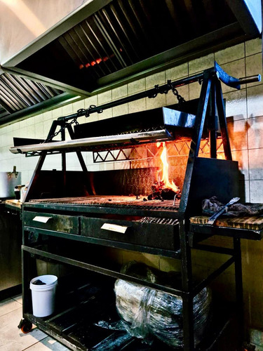 3 Traspaso Restaurante Zibata