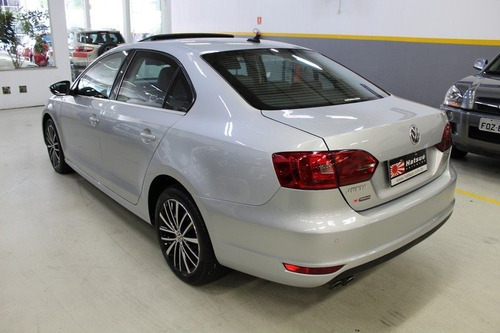 Volkswagen Jetta 2.0 Tsi Highline 211cv Gasolina 4p