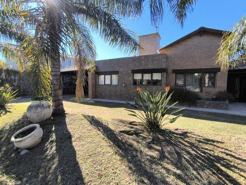 Casa En Venta Country San Isidro