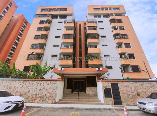 Monica Carrasquel Vende, Apartamento En Venta En Del Este De Barquisimeto, Lara M/c - Cod 2 3 2 5 4 7 5