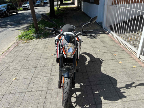 Imagen 2 de 6 de Ktm Duke 200