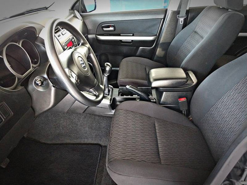 Suzuki Grand Vitara 2.0