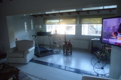 Imagen 9 de 30 de Excelente Propiedad Construida Sobre Un Lote De 1500m2 Cuenta Con Todos Los Servicios