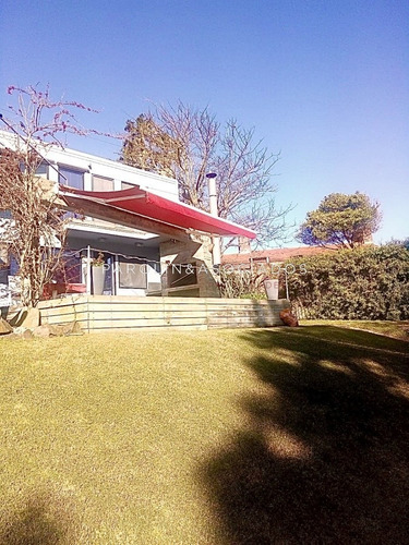 Excelente Casa Minimalista En Venta En Rincón Del Indio- Ref: 3164