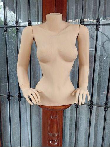 Maniqui 1/2 Cuerpo Mujer