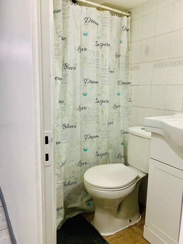 Via Local Uno 2 Dorm 1 Baño Piso 2 Lado Hispano Británico