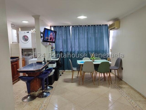 Apartamento En Venta Bosque Alto Maracay 24-22704 Dc