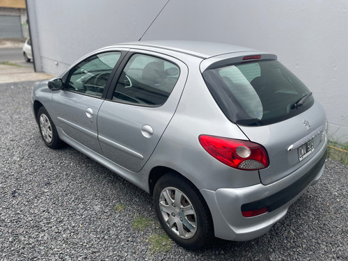 Peugeot 207 compact allure 1.4