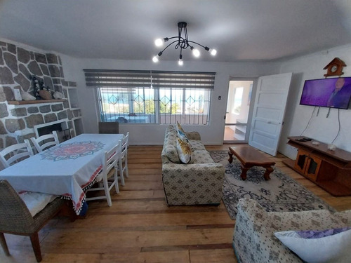 Casa Con Cabañas, Ideal Para Vivir O Invertir. El Quisco