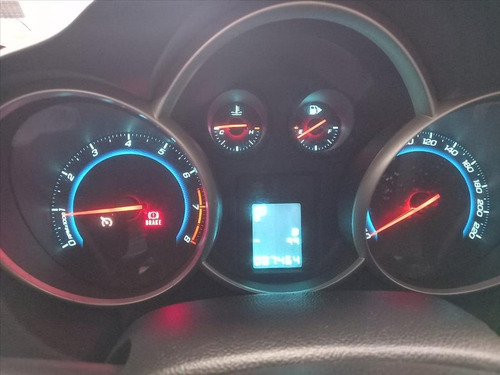 Imagem 5 de 10 de Cruze 1.8 Lt 16v Flex 4p Automático