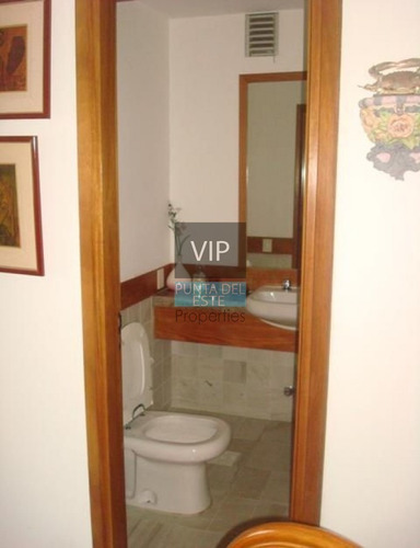Imagen 8 de 17 de Apartamento A Pasos De Playa Brava Parada Dos. - Punta Del Este Brava-ref:422