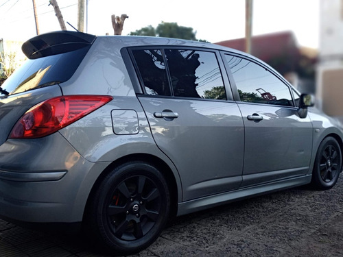 Nissan Tiida 1.8 Acenta