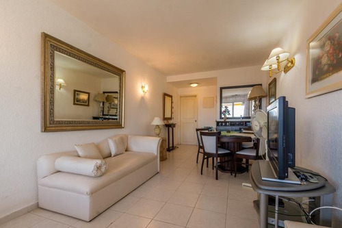 Venta Apartamento 1 Dormitorio Frente Al Mar Playa Mansa