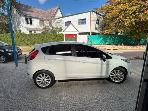 Ford Fiesta Kinetic 1.6 Se 120cv