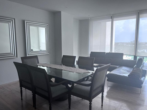 ¡tu Nuevo Hogar Te Está Esperando En El Edificio Townsquare!