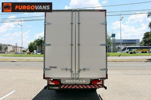 Imagem 14 de 15 de Sprinter 2022 314 Chassi Longo Baú De Alumínio Prata (4e67)