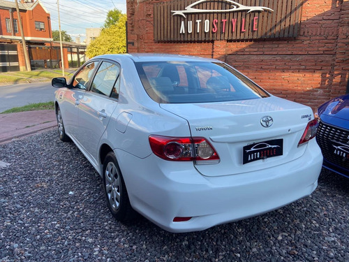 Toyota Corolla 2014 1.8 Xli Mt 136cv