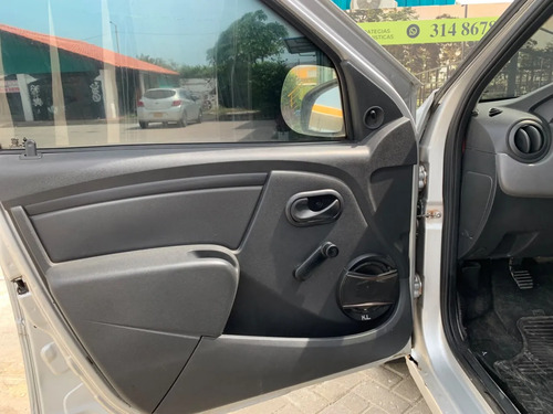 Se Vende Renault Logan 2013, Motor 1.4 C.c., Un Vehículo Con