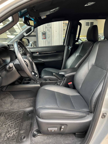 Imagen 11 de 14 de Toyota Hilux 2.8 Cd Srx 177cv 4x4 At /// 2018 - 55.000km