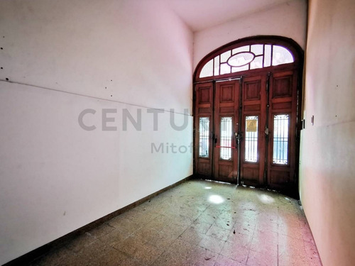 Imagen 3 de 23 de Casa En Venta En El Centro De La Plata