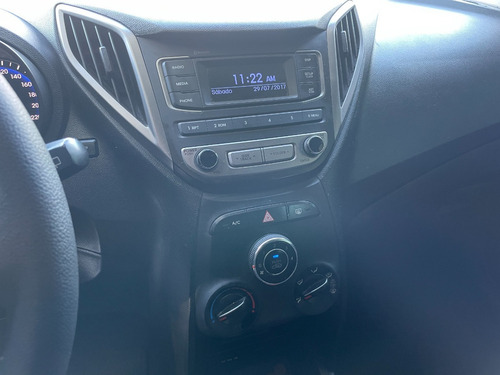 Imagem 8 de 10 de Hyundai Hb20 Comfort 1.0 Flex Completo 2017 Autos Rr