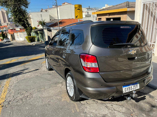 Imagem 5 de 14 de Chevrolet Spin 2014 1.8 Lt 5l Aut. 5p
