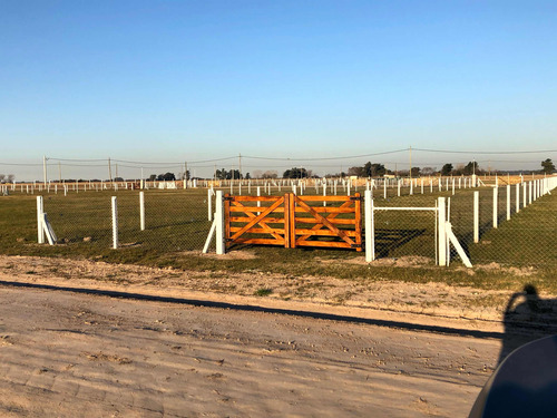 Lote Barrio Privado Estancias Domselaar Chico