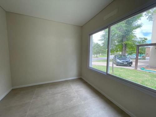Imagen 15 de 26 de Casa En Venta - Alquiler En San Matias Escobar C/ Pileta