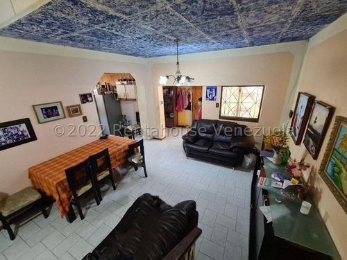 Imagen 6 de 29 de Mls #23-2454 Se Vende Espectacular Casa En Los Palos Grandes.